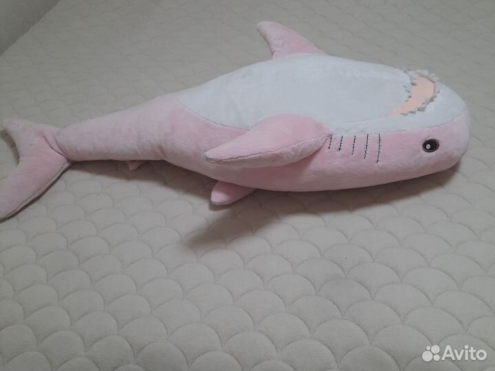 Большая мягкая игрушка Акула розовая