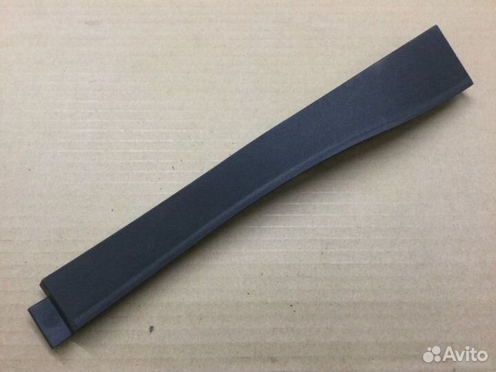 Накладка декоративная правая Nissan Pathfinder