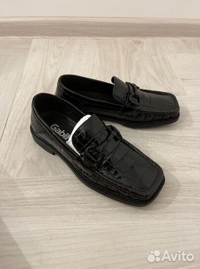 Лоферы для девочек и девушек 36р