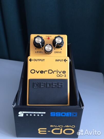 Гитарная педаль boss