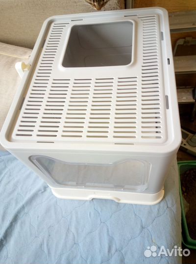 Туалет закрытый для кошек