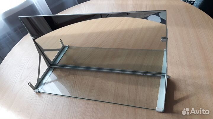 Зеркало с полочкой с креплением на стену