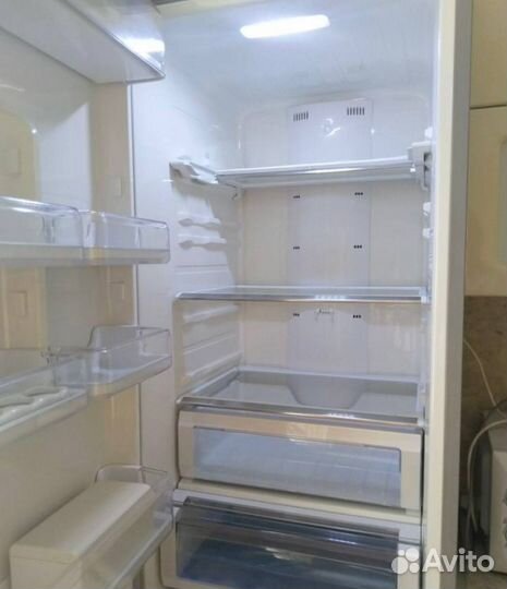 Холодильник samsung