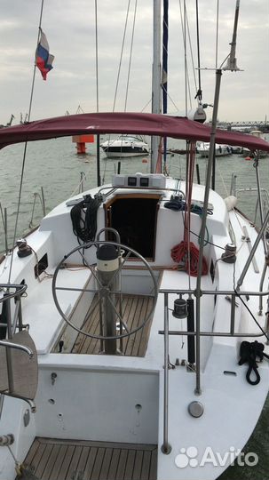 Аренда, прогулки на яхте