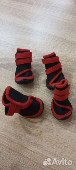 Ботинки для маленьких собак