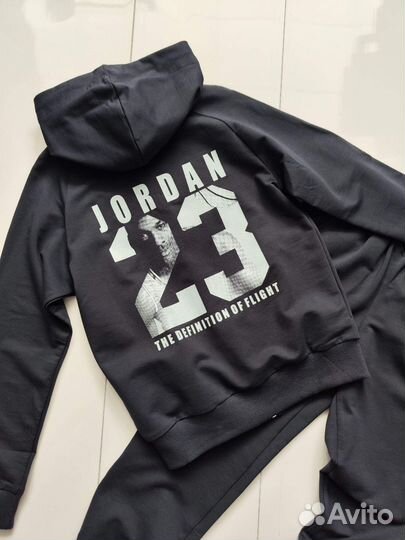 Спортивный костюм 140,146,152,158