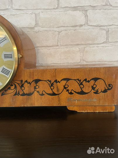 Часы настольные,кабинетные,каминные СССР, Янтарь