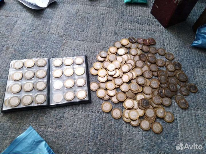 Манеты юбилейные