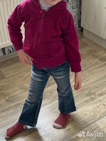 Джинсы детские, флисовая кофта с капюшоном