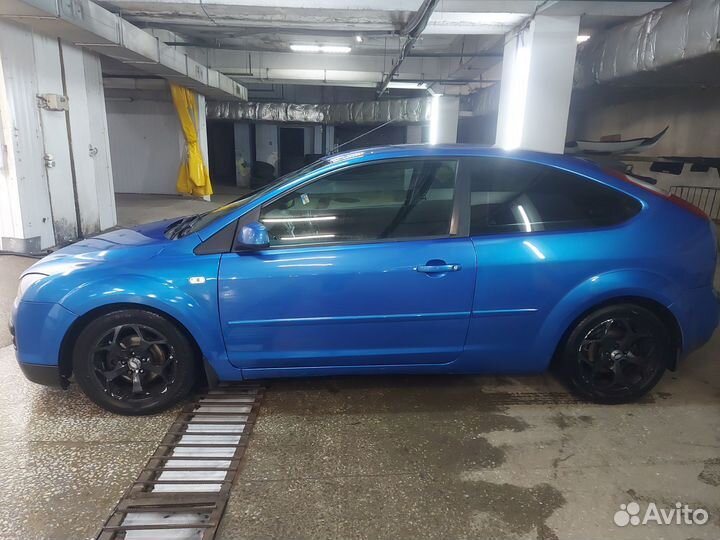 Ford Focus 2.0 МТ, 2005, 262 000 км