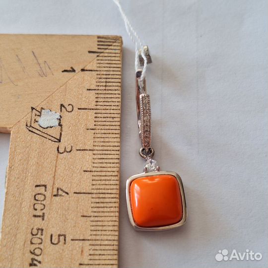 Серебряные серьги с кораллом