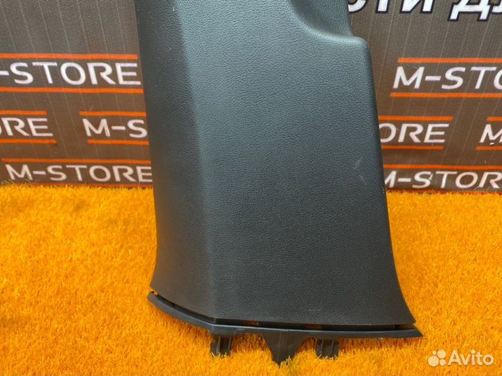 Обшивка стойки левая Volkswagen Passat B7 caxa