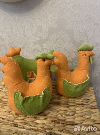 Декоративные интерьерные пасхальные курочки