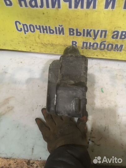 Резонатор воздушного фильтра Daewoo Nexia