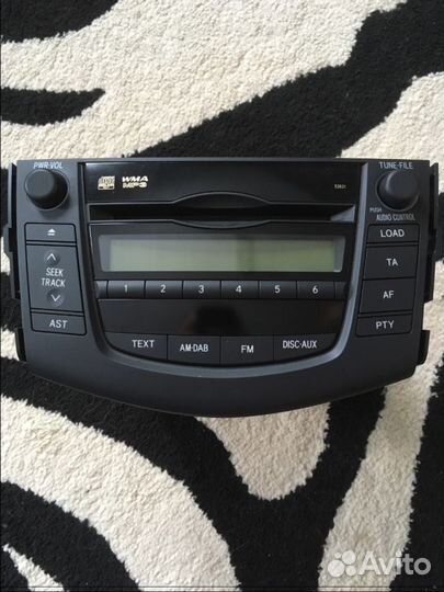 Toyota rav4 2012 год шгу