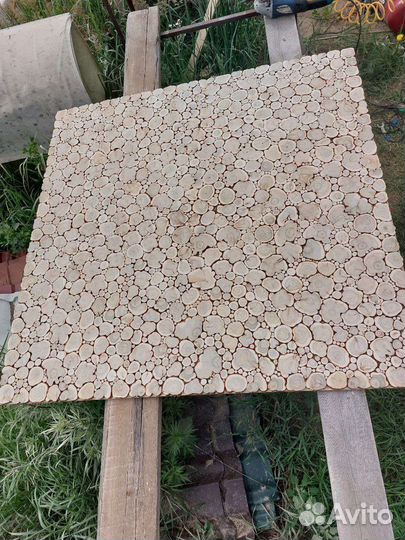 Панно из можжевельника