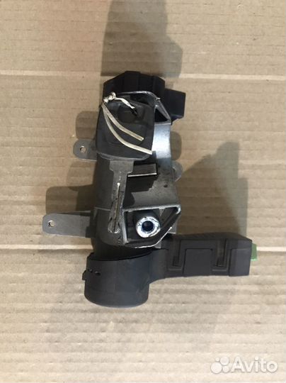 Замок зажигания на S80 1