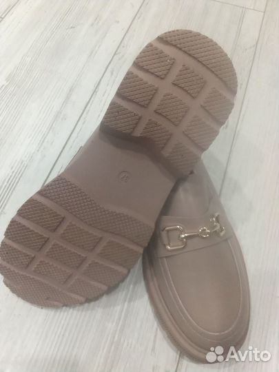 Лоферы женские 37 размер