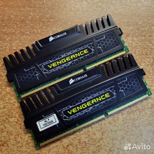 Оперативная память ddr3 1600 8gb пара corsair