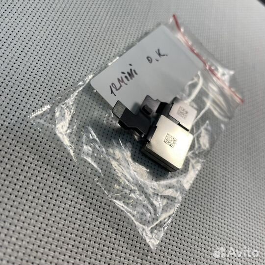 Камера iPhone 12 mini