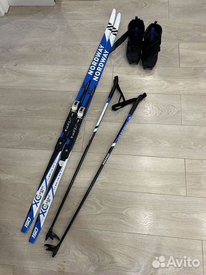 Беговые лыжи