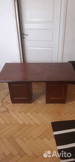 Тумба со столешницей шпона красного дерева