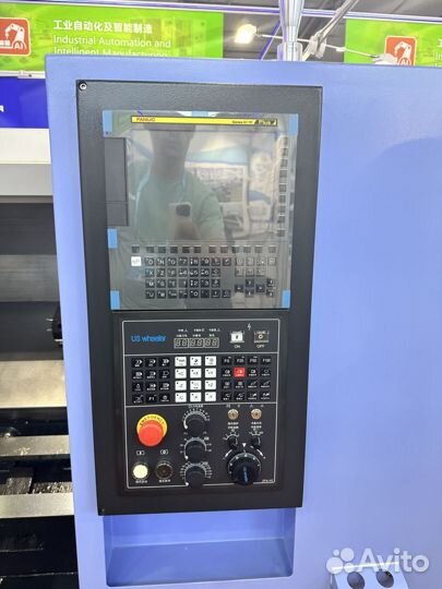 Токарный станок с чпу LT210M