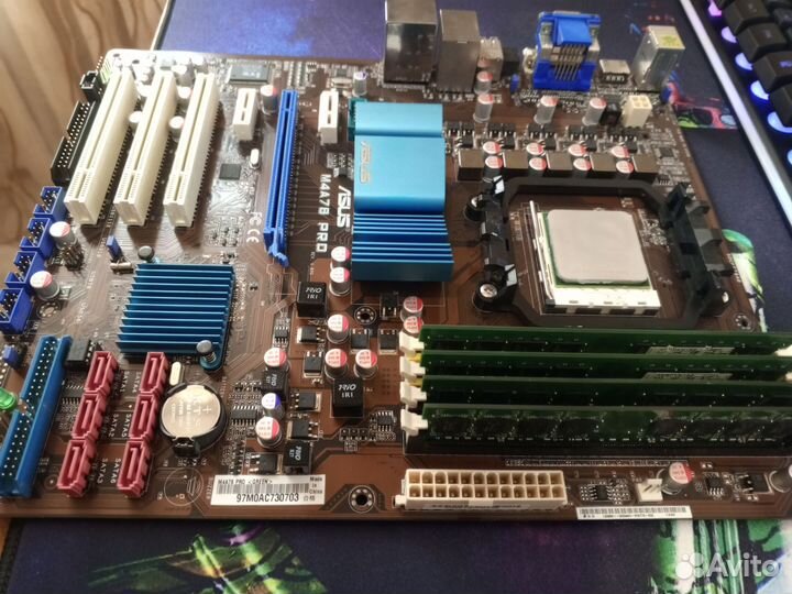 Материнская плата Ам2 с процессором с памятью