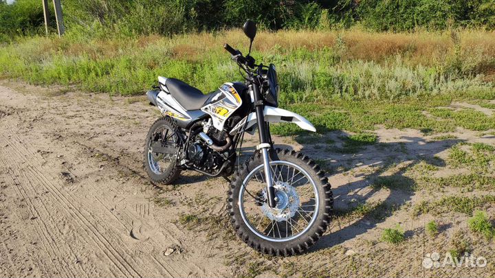 Продам мотоцикл racer rc 200
