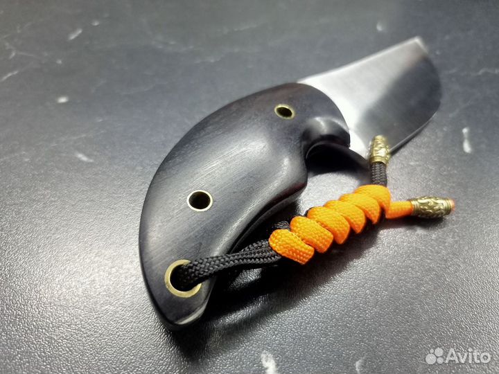Скиннер шейный нож ручной работы из кованой Х12мф