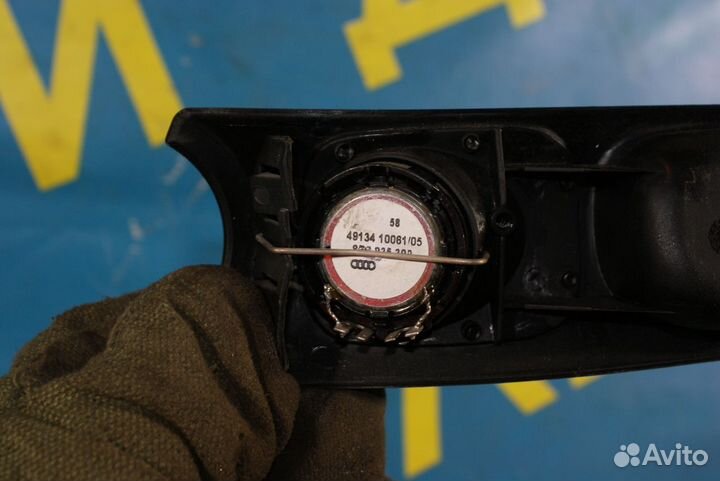 Ручка открывания двери Audi A4