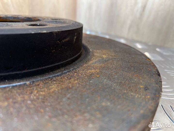 Диск тормозной передний Bmw X5 E53 M54B30 2005