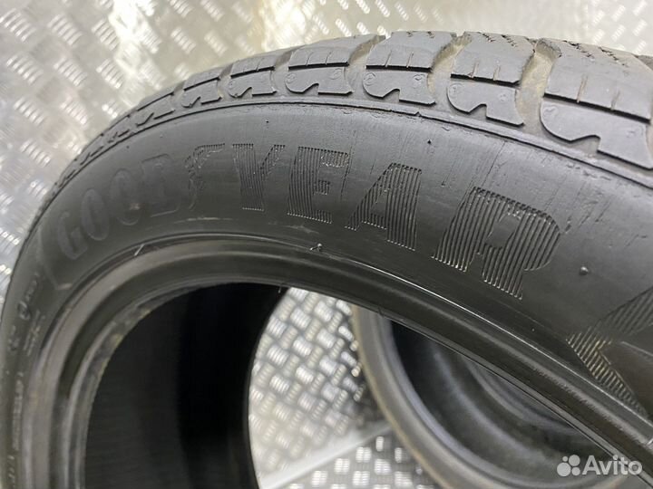 Goodyear UltraGrip 8 Performance 245/45 R19