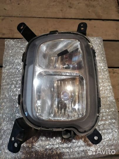 Фара противотуманная левая Kia Sorento 2 XM