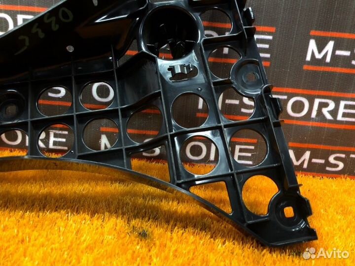 Крепление бампера заднее левое Bmw 5-Series E60