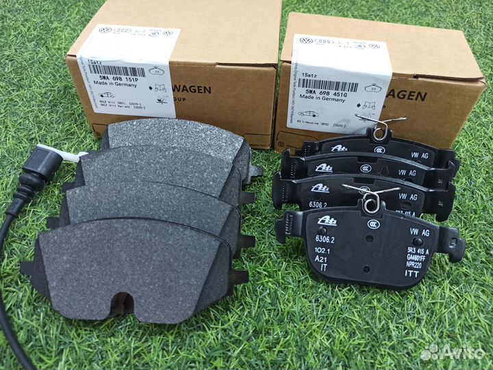 Комплект тормозные колодки Шкода Октавия А8