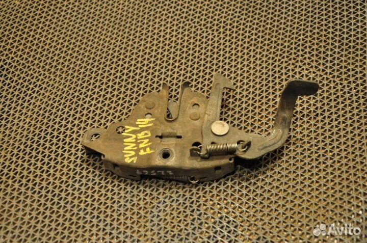 Замок капота Nissan Sunny FNB14 GA13DE