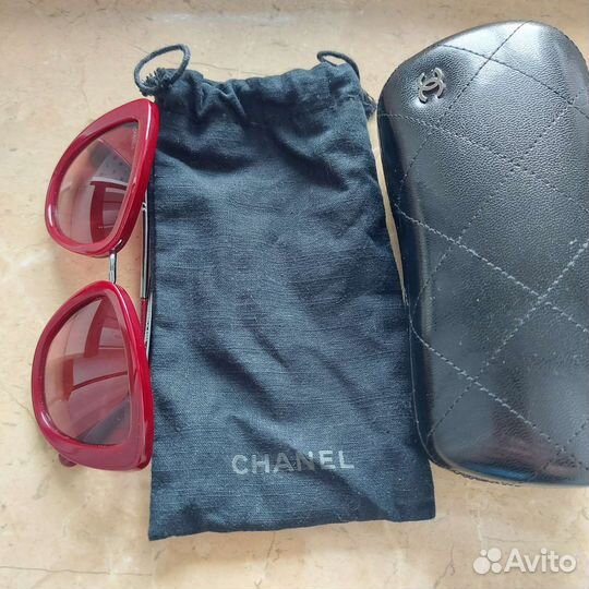 Солнцезащитные очки женские chanel