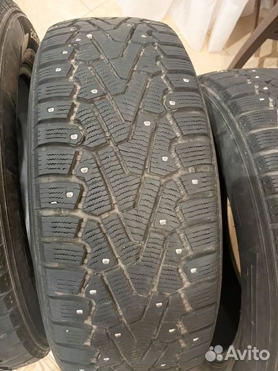 Pirelli Ice Zero 215/65 R17 103T