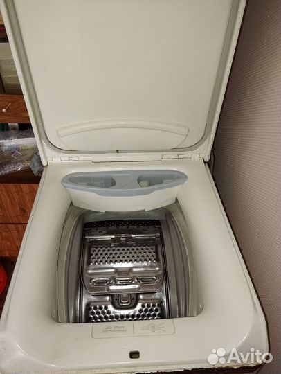 Стиральная машина с вертикальной загрузкой