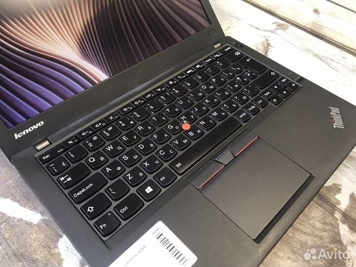 Lenovo thinkpad x250 i5 SSD 8GB RAM
