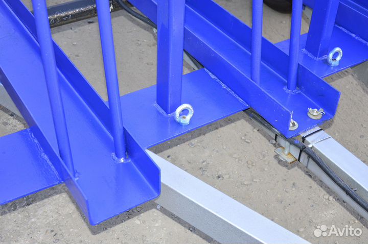 Площадка на три мотоцикла