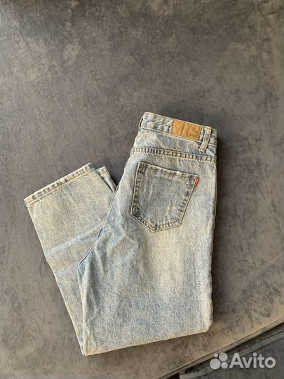 Джинсы