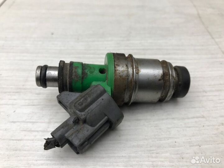 Форсунка топливная Suzuki Grand Vitara 1 H25Y 1999