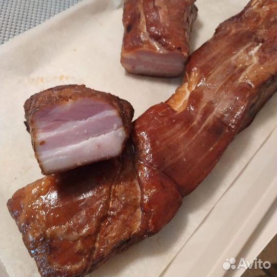 Домашнее копченое мясо, колбасы