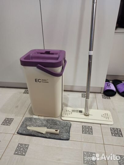 Швабра с ведром и отжимом Easy Clean