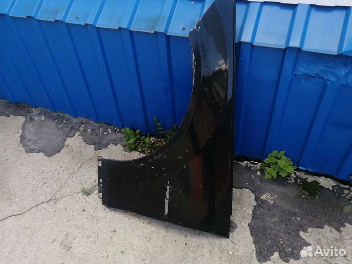 Крыло на mercedes w204