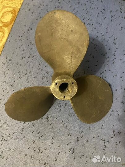 Винт лодочный