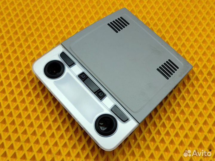 Плафон потолочный (Свет) передний Bmw X1 E84 2.0