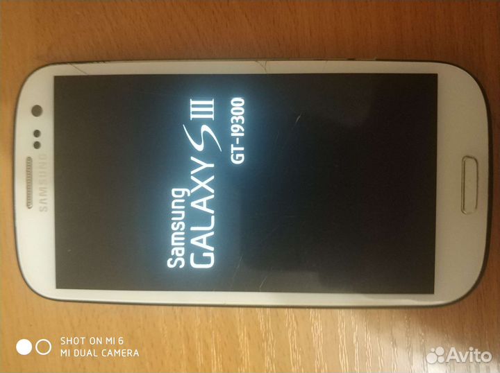 Телефон Samsung
